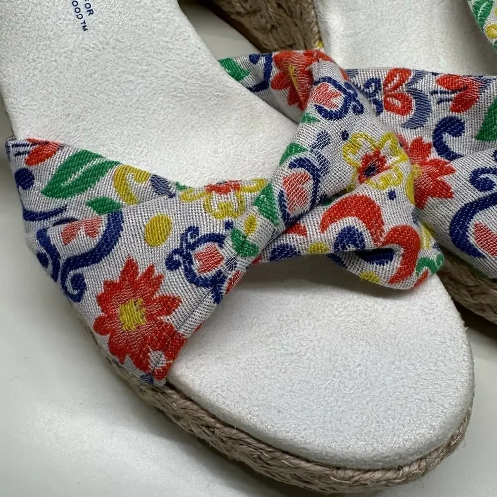 NWOB | TOMS | Marisela Wedge Sandal | White Mediterranean | Size 5